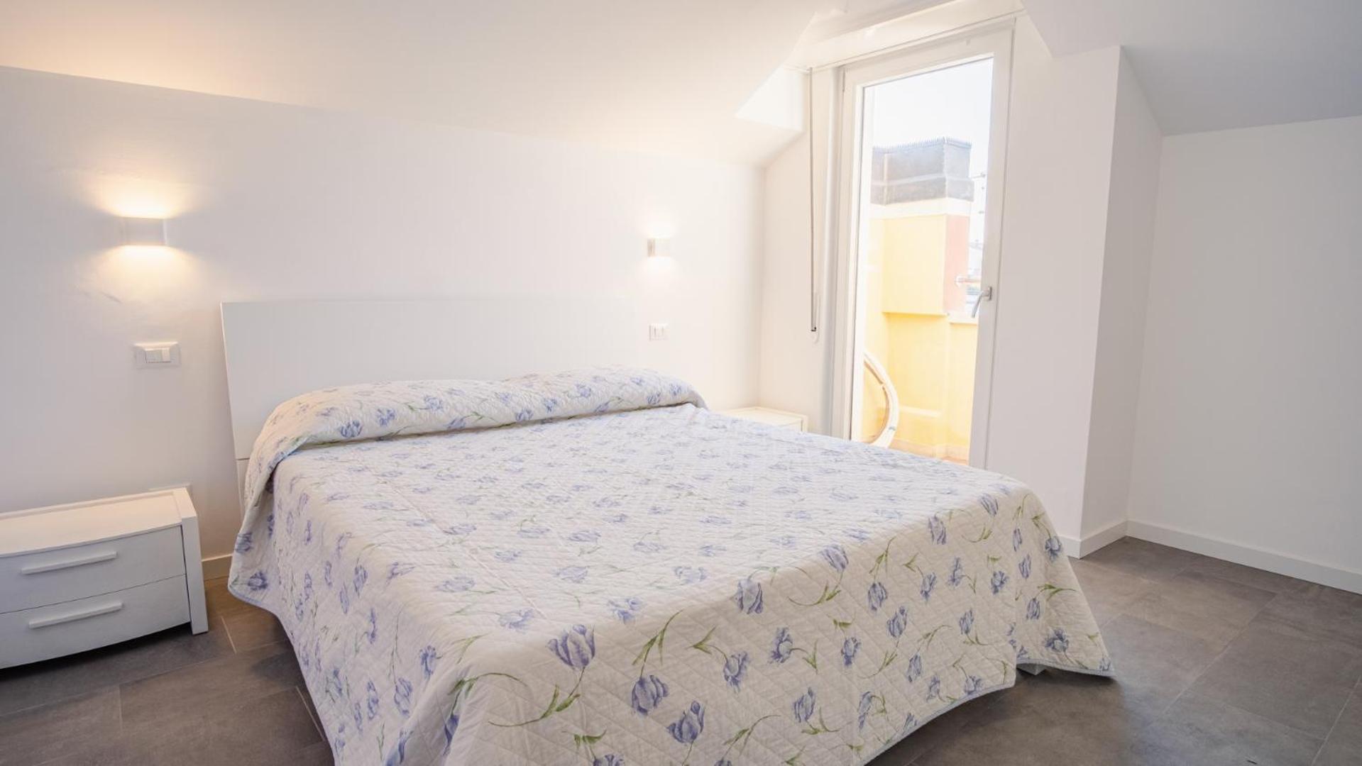 Loft Ad Un Passo Dal Cielo - Italian Homing Apartment Desenzano del Garda Ngoại thất bức ảnh